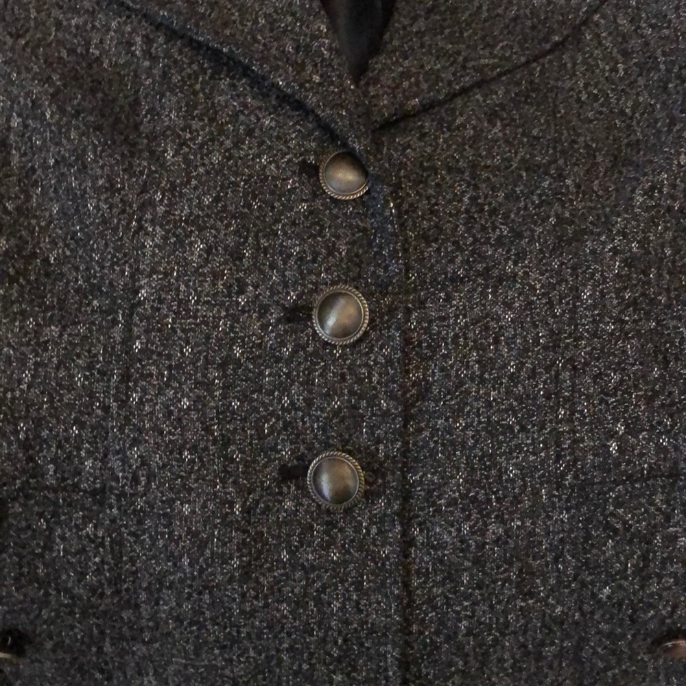 Jacket - Picture 4 of 4